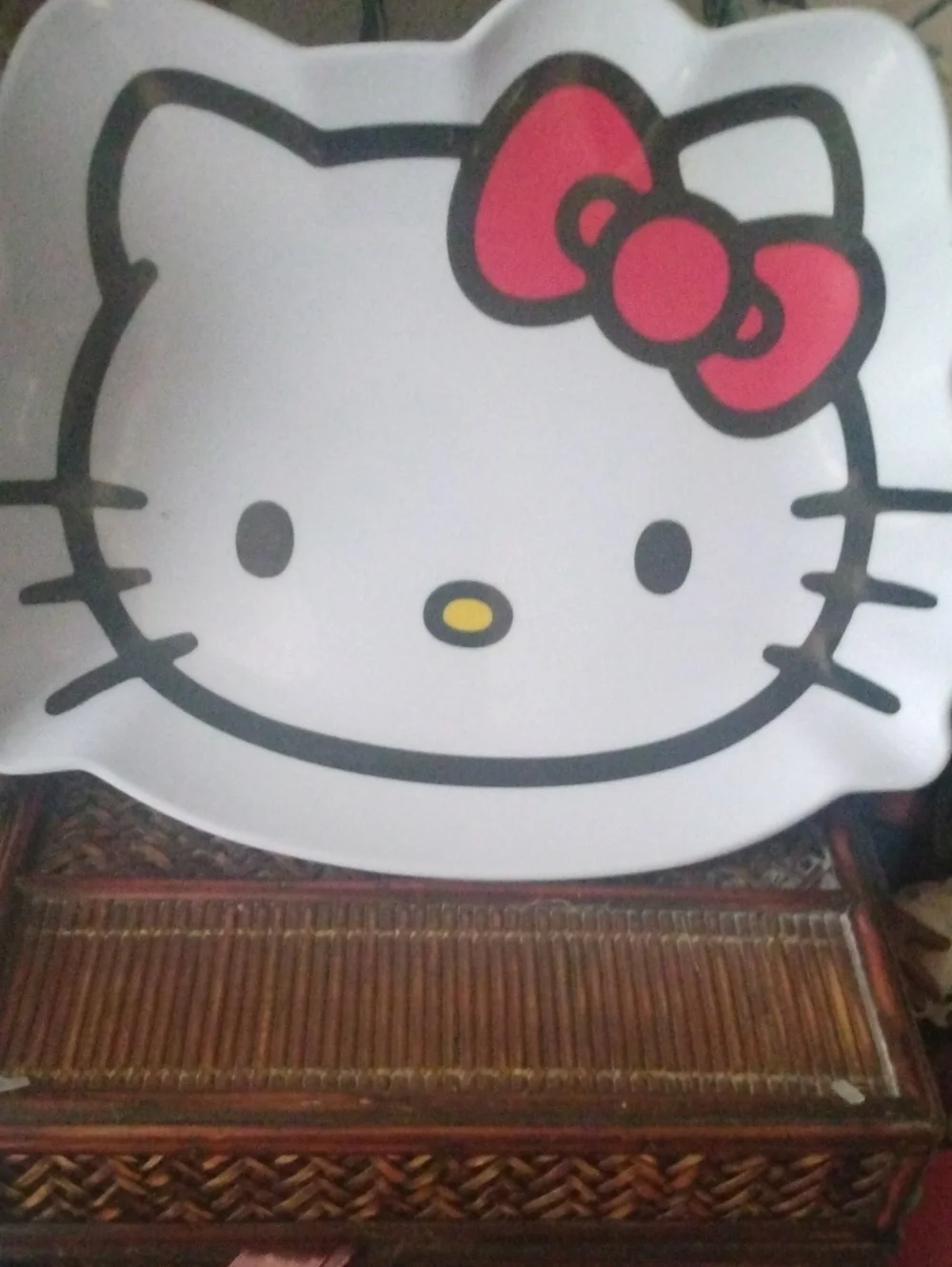 Sanrio Hello Kitty White Wall Art with Red Bow and Yellow Nose plate resin